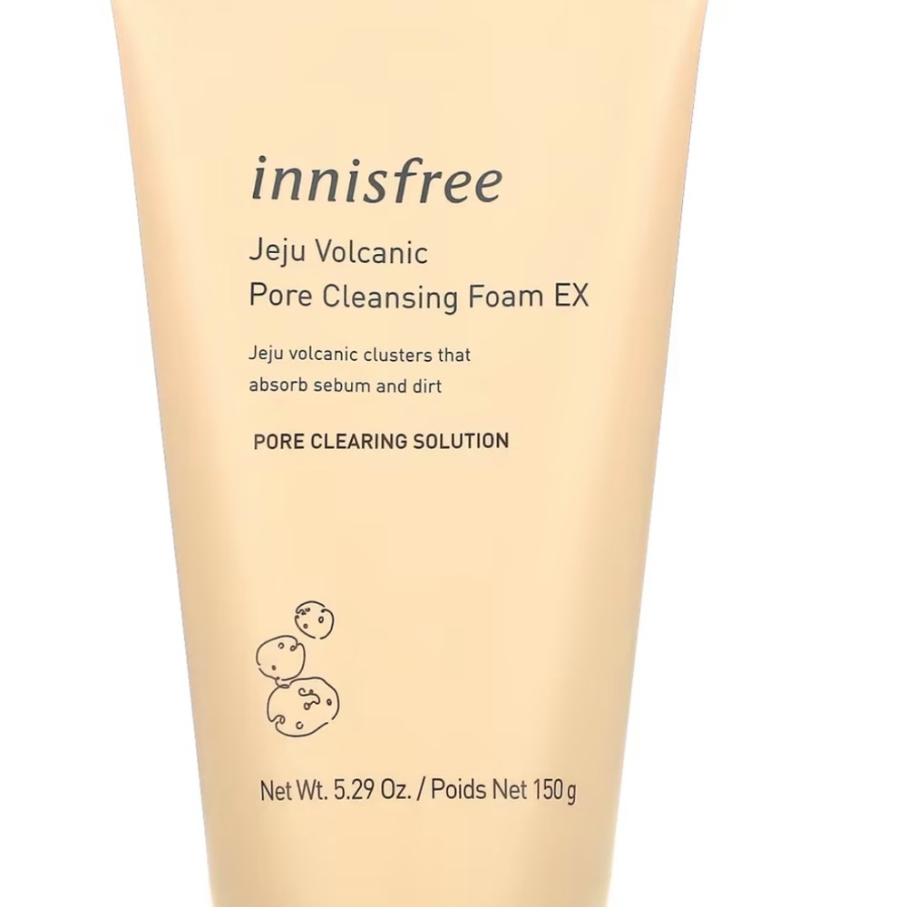 innisfree volcanic purifying pore cleansing foam ❤️